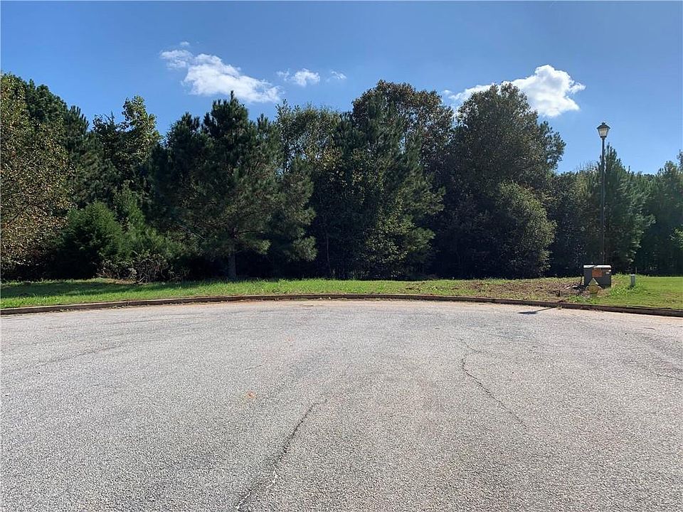 2nd image of 120 Fourwood Dr Lot 10