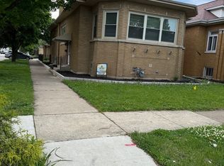 1648 Wisconsin Ave, Berwyn, IL 60402
