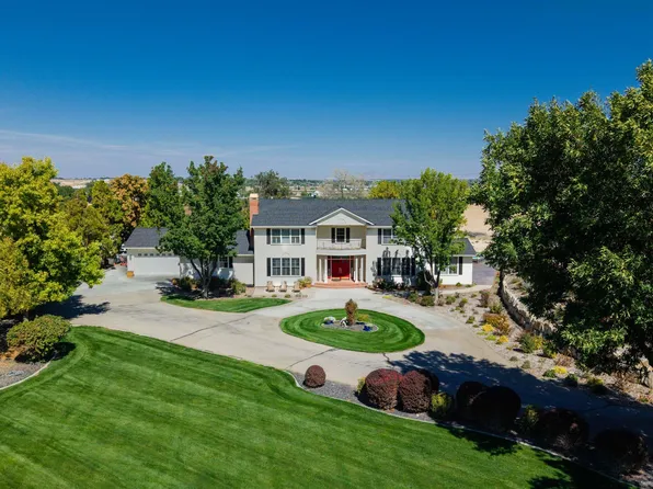 8716 Quail Ridge Dr, Nampa, ID 83686