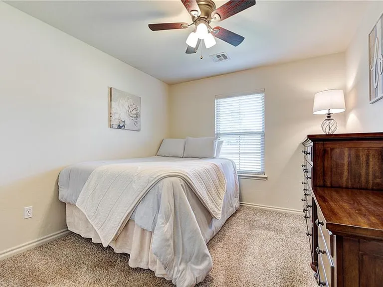 3009 Elmo Way — Photo 18