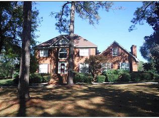 1610 Green Acres Dr, Vidalia, GA 30474