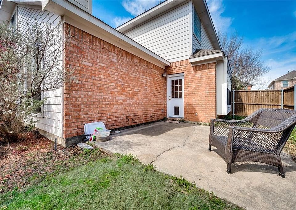 2nd image of 4408 Wonderland Dr