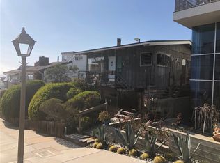 201 19th St, Manhattan Beach, CA 90266