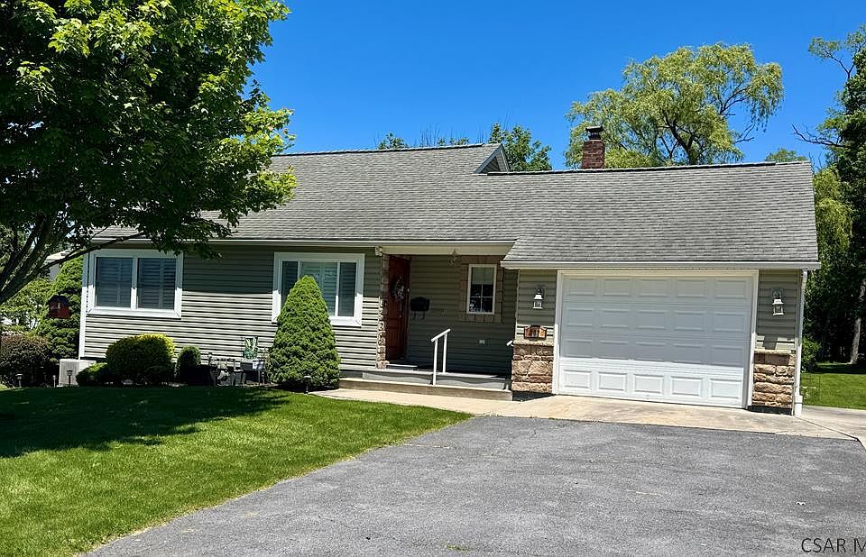 1st image of 207 Nadona Ave
