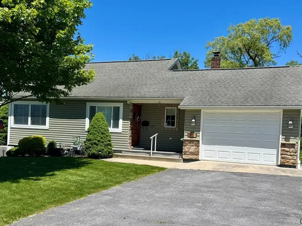 207 Nadona Ave, Johnstown, PA 15904