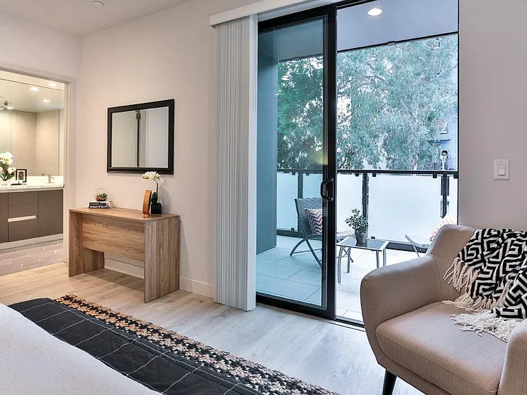726 N Hudson Ave #Penthouse 1 — Photo 10