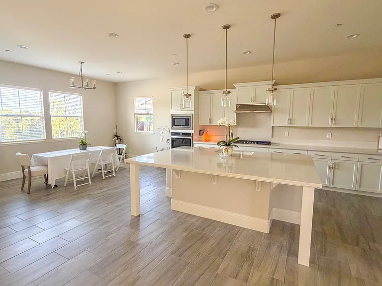 473 Marina Heights Dr — Photo 3