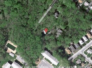 2 Woodsedge Rd, Claymont, DE 19703