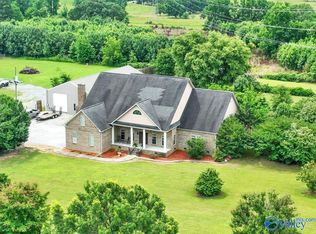 83 James Rd, Hartselle, AL 35640