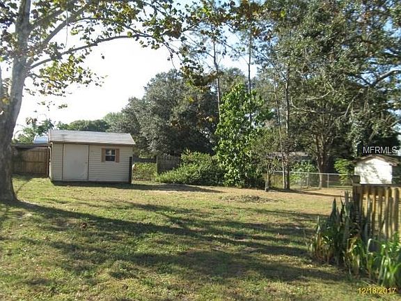 3rd image of 310 Honeybee Ln