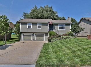 7608 N Congress Ave, Kansas City, MO 64152