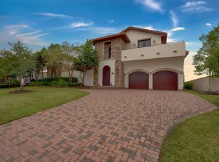 913 Davis Rd, League City, TX 77573