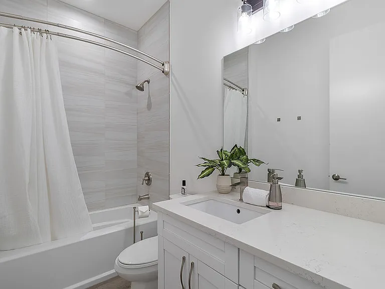 3029 Lunar St — Photo 12