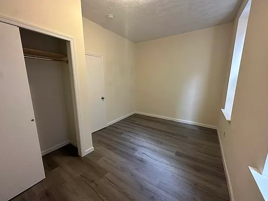 Rented by Premier Metro Realty Corp | media 22