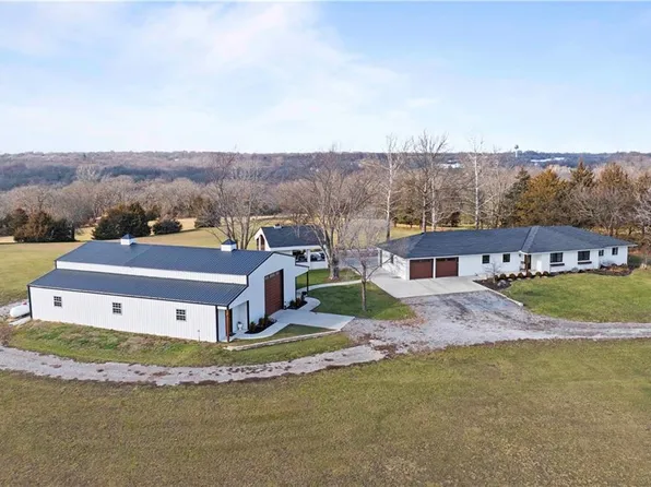 1506 N 142nd St, Basehor, KS 66007