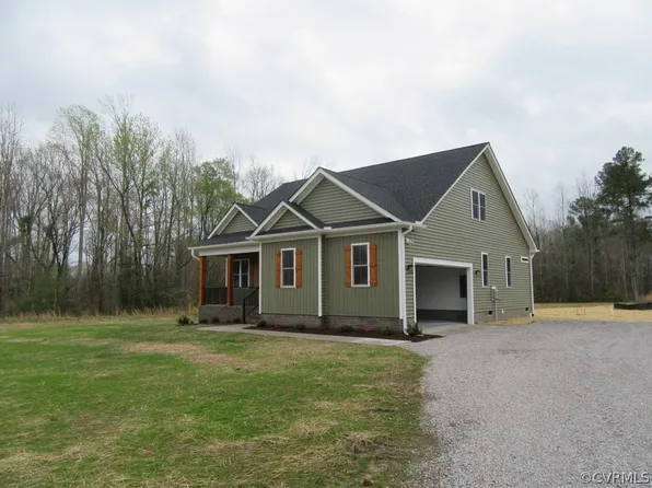 10425 Duncan Rd, North Dinwiddie, VA 23803