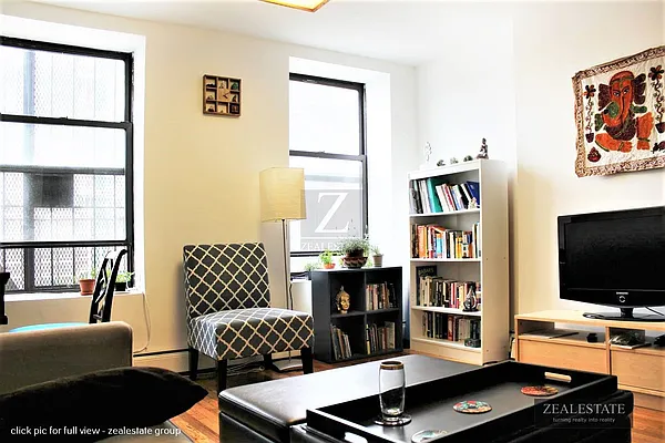 Rented by ZealEstate Group Inc | media 19