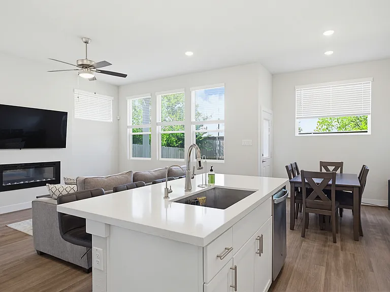 8851 Oakland Rd #27 — Photo 6