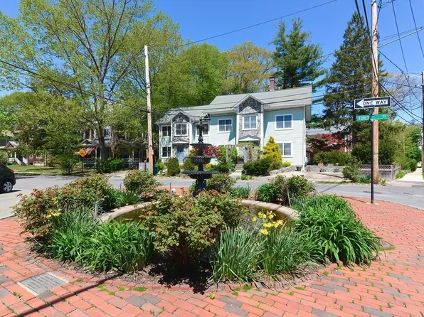 3 Forest St Unit 3, Newton Highlands, MA 02461