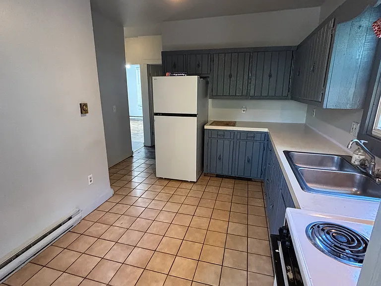51 Tremont Ave #1 — Photo 6