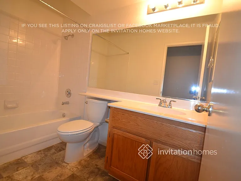 941 Chaps Cir — Photo 9