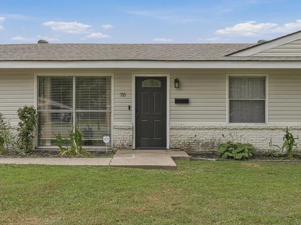 715 SE 7th St, Walnut Ridge, AR 72476