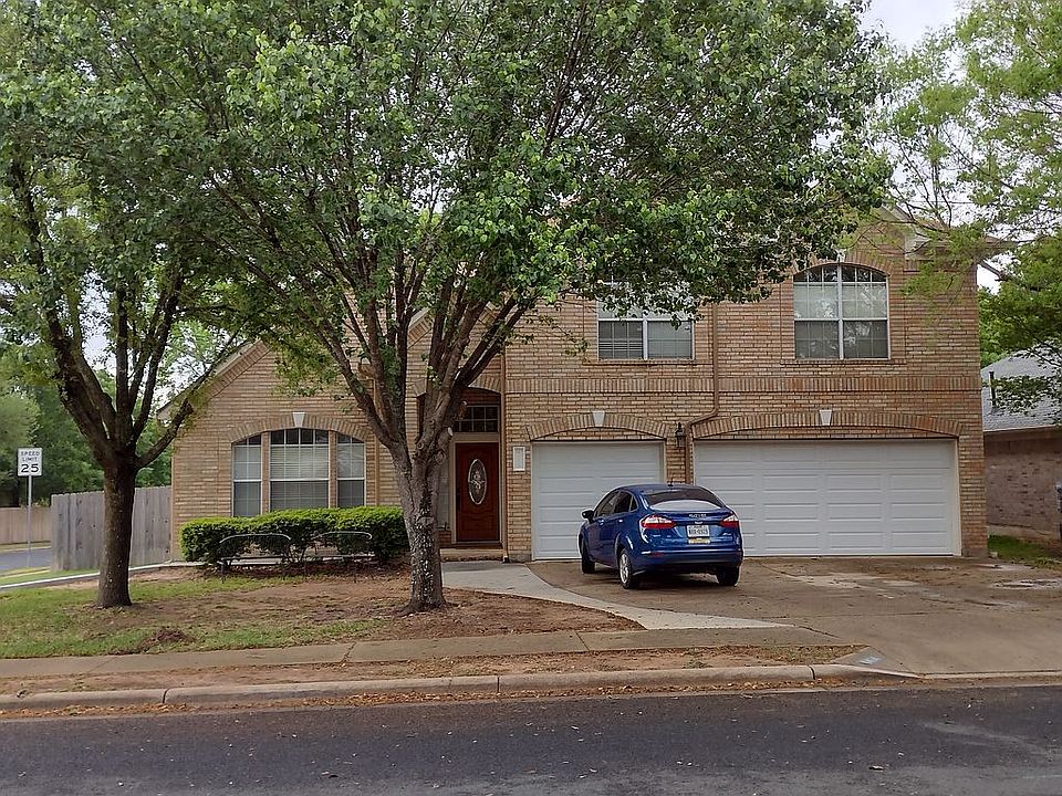 2nd image of 4414 Hunters Lodge Dr