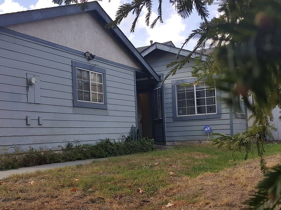 1st image of 11460 Whittier Ave