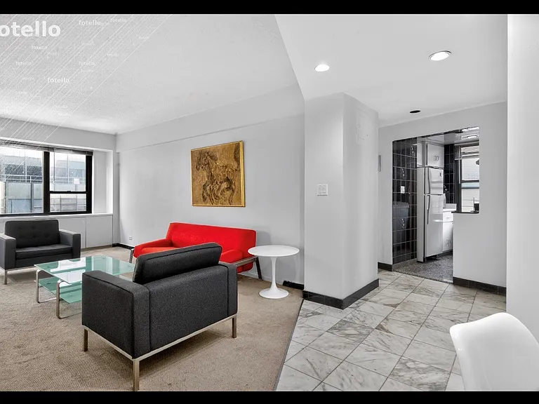 210 E 47th St #8H — Photo 4