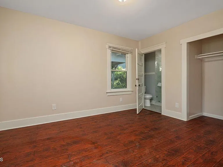 31 S Parkwood Ave — Photo 6
