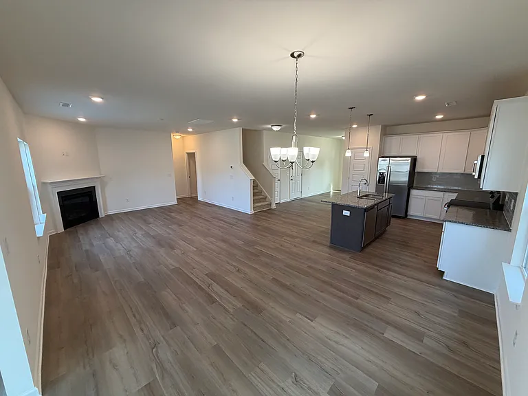 417 Marthas View Way — Photo 8