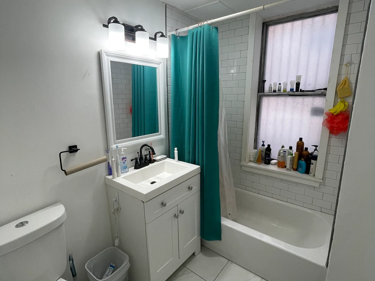 2 bed, 900 sqft, $3,600 — Photo 2