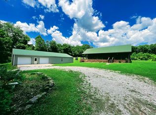 814 Moody Ln, Jamestown, TN 38556