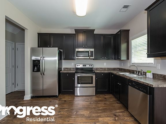 5th image of 594 Joneus Dr