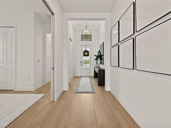 5th image of 13654 Blue Bay CIR