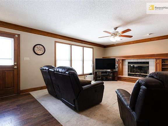 5th image of 2601 S Cochise Ave