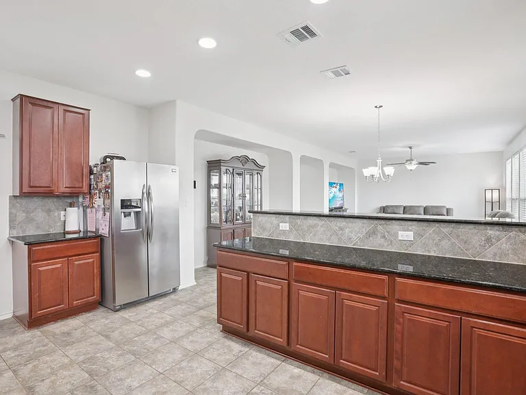 132 Brittany Ln — Photo 13
