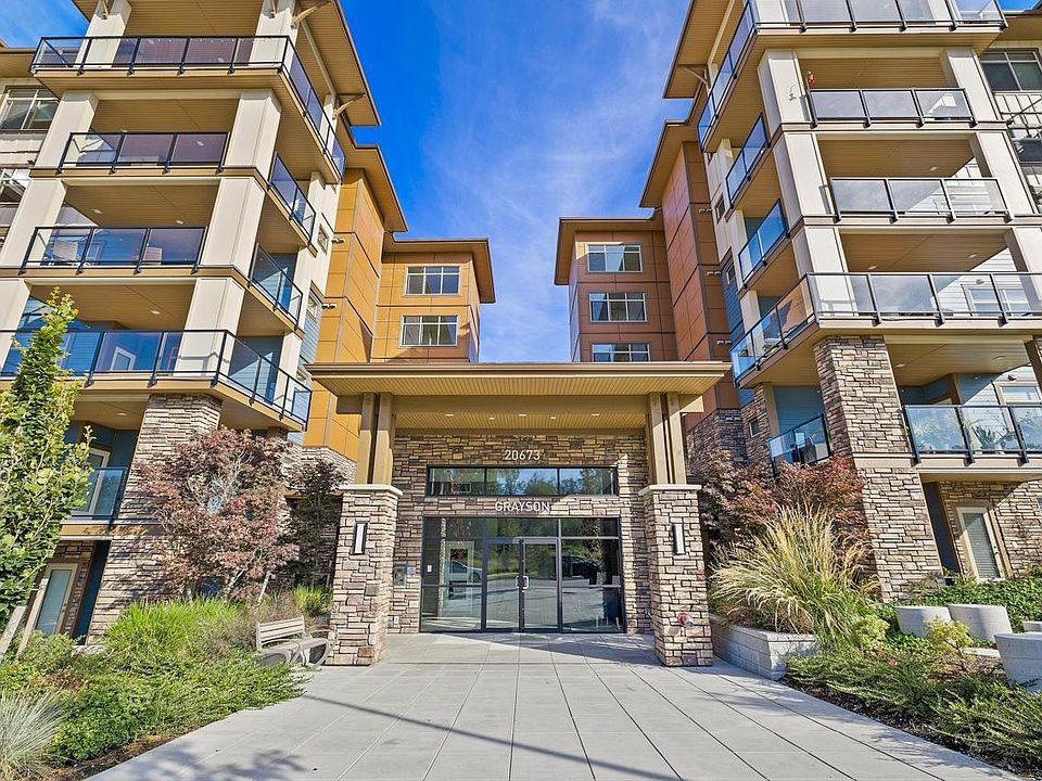 2nd image of 20673 78th Ave #405
