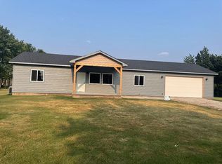 320 S Douglas St, Cunningham, KS 67035