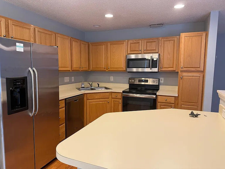 5048 Bartholomews Ln — Photo 6