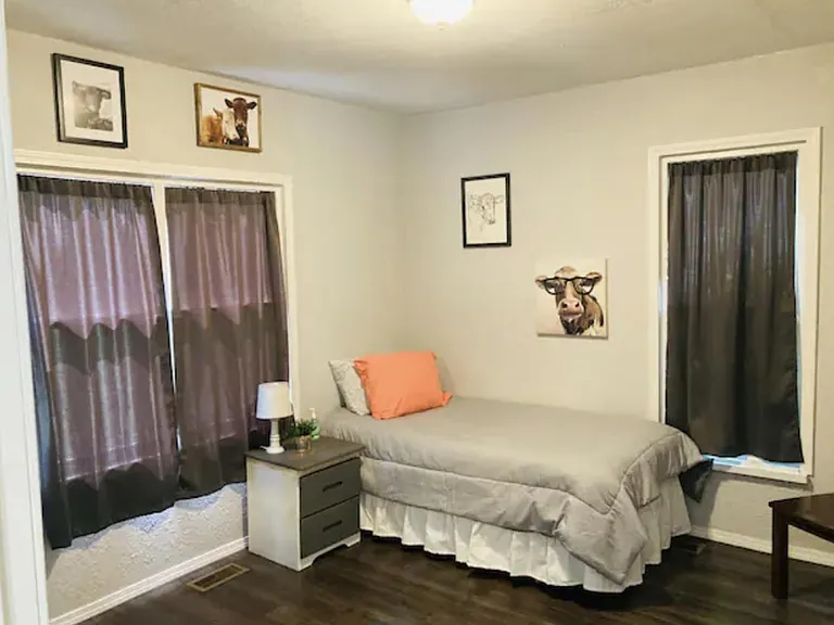 1121 W Turner St — Photo 11