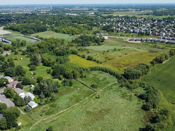 Edgewood Dr NE, Saint Michael, MN 55376