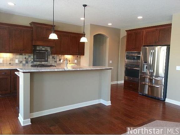3rd image of 16610 53rd Avenue N