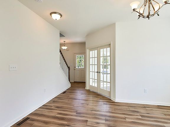 SS-85 Study and Dining Room