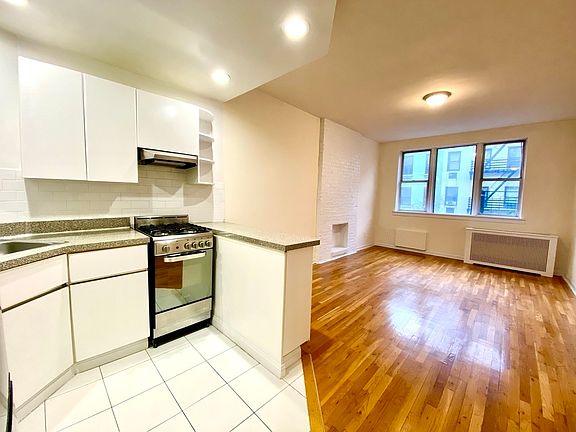 4th image of 429 E 83rd St APT 3D