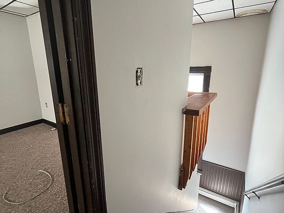 2nd image of 17-153 W Main St #17
