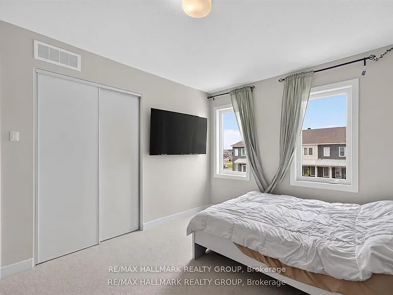 627 Alopex Row — Photo 26