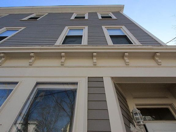 2nd image of 79 Kinnaird St #1ST
