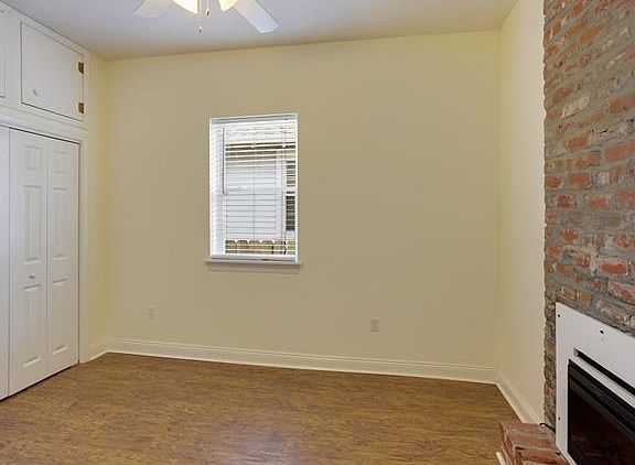4th image of 3515 Paris Ave