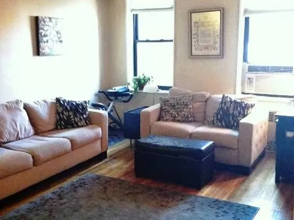 2251 Knapp Street image 1 of 8